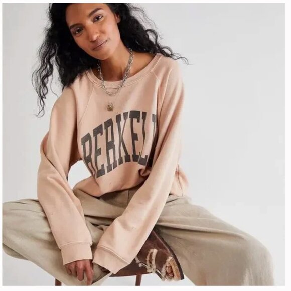 Free People Retrobrand Womens Large Berkeley Graphic Crewneck Sweatshirt Tan - Picture 1 of 10